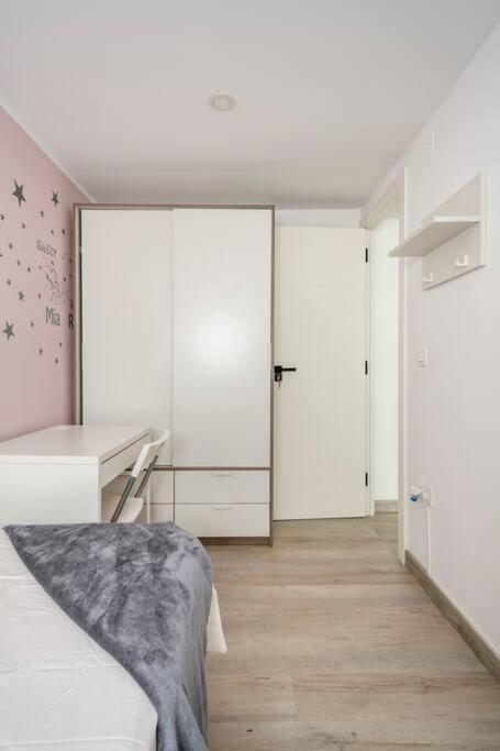 Habitaciones Bonitas Y Comodas Оспиталет-де-Льобрегат Экстерьер фото